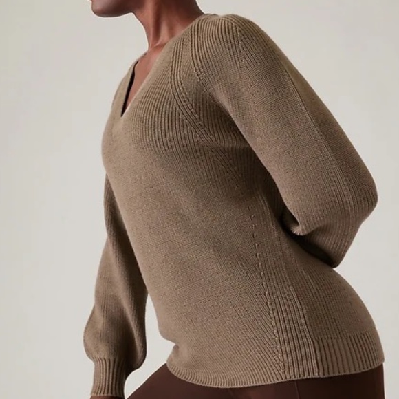 ATHLETA  En Route Hanover Sweater NWT - Picture 3 of 3